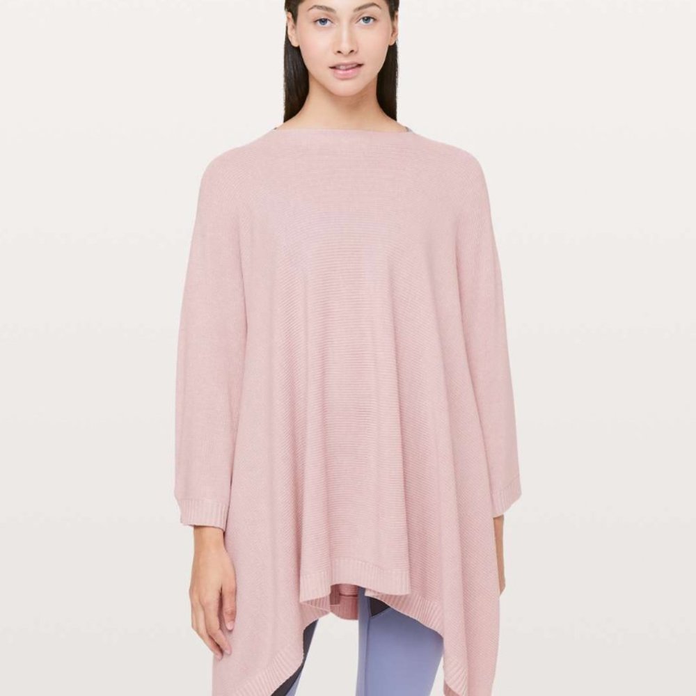 Lululemon divinity poncho